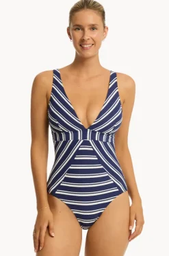 Biarritz Panel Line One Piece|Sea Level Online
