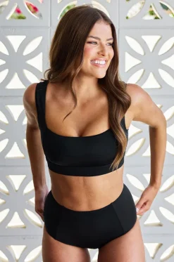 Classic Square Neck Bralette|Une Piece