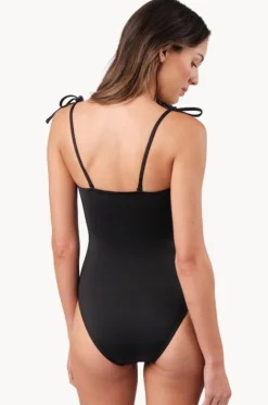 Classic Strapless One Piece|Une Piece