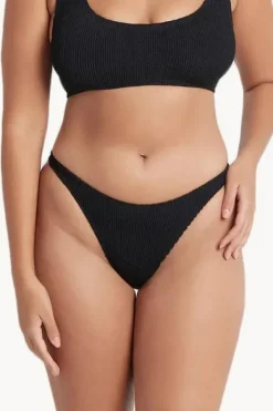 Eco Scene Brief|Bond-eye