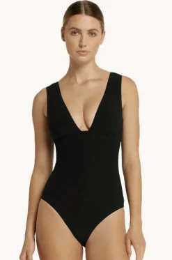 et Deep Plunge One Piece|Jets Clearance