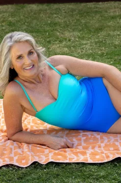 Majestic D/DD Cup Bandeau One Piece|Sunseeker Hot