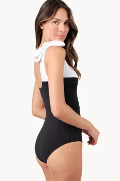 Monochrome Texture Classic Square Neck One Piece|Une Piece Best