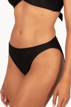 Rococco Luxe Ring Back Regular Pant|Baku Hot