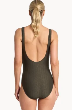 Sky High Bar Surplice One Piece|Jantzen Hot