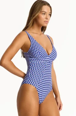 Solara Scoop Back Panel Line One Piece|Sea Level Outlet