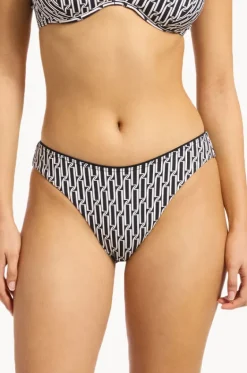 Spring Geo High Leg Pant|Jets Online