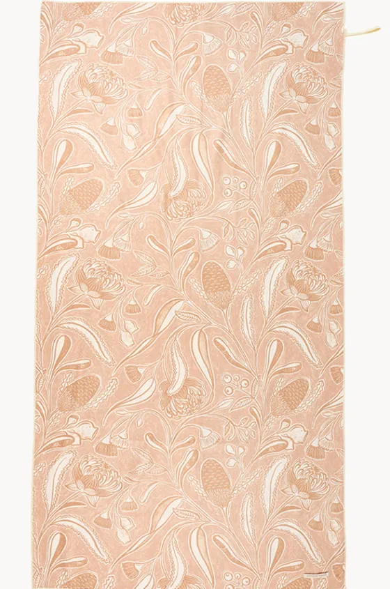 Trailing Natives Sand Free Towel|Annabel Trends Clearance