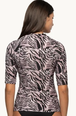 Tuamotu Yvonne Suntop|Nip Tuck Hot