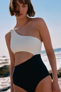 Versa Rib One Shoulder One Piece|Jets Hot